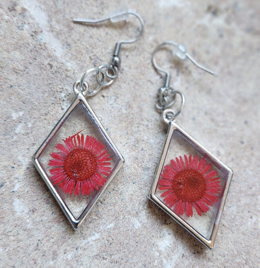 Pressed Flora Earrings - Tiny Red Bloom
