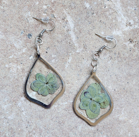 Pressed Flower Earrings - Hydrangea