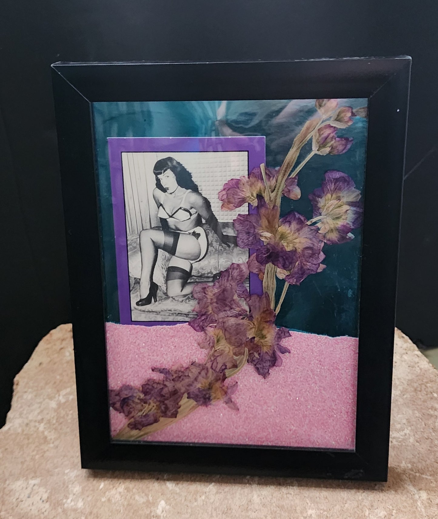 Framed Vintage Bettie Page Trading Card & Pressed Flower Art - 5 x 7