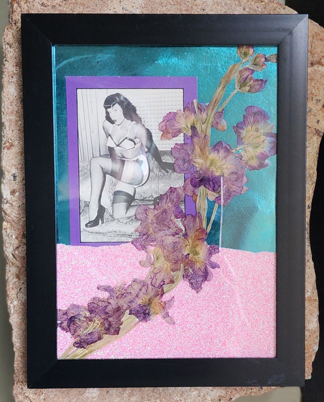 Framed Vintage Bettie Page Trading Card & Pressed Flower Art - 5 x 7